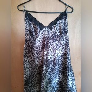 Cheeta print slip